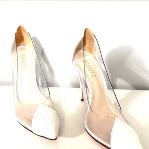 SCHUTZ White High Heels with Pointed Toe and Mesh Design